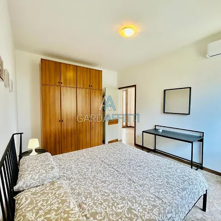 Ares Apartment - Vicino Al Lago Di Garda E Alla Stazione Treno Desenzano del Garda Exterior photo