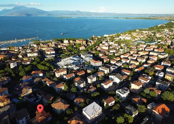 Ares Apartment - Vicino Al Lago Di Garda E Alla Stazione Treno