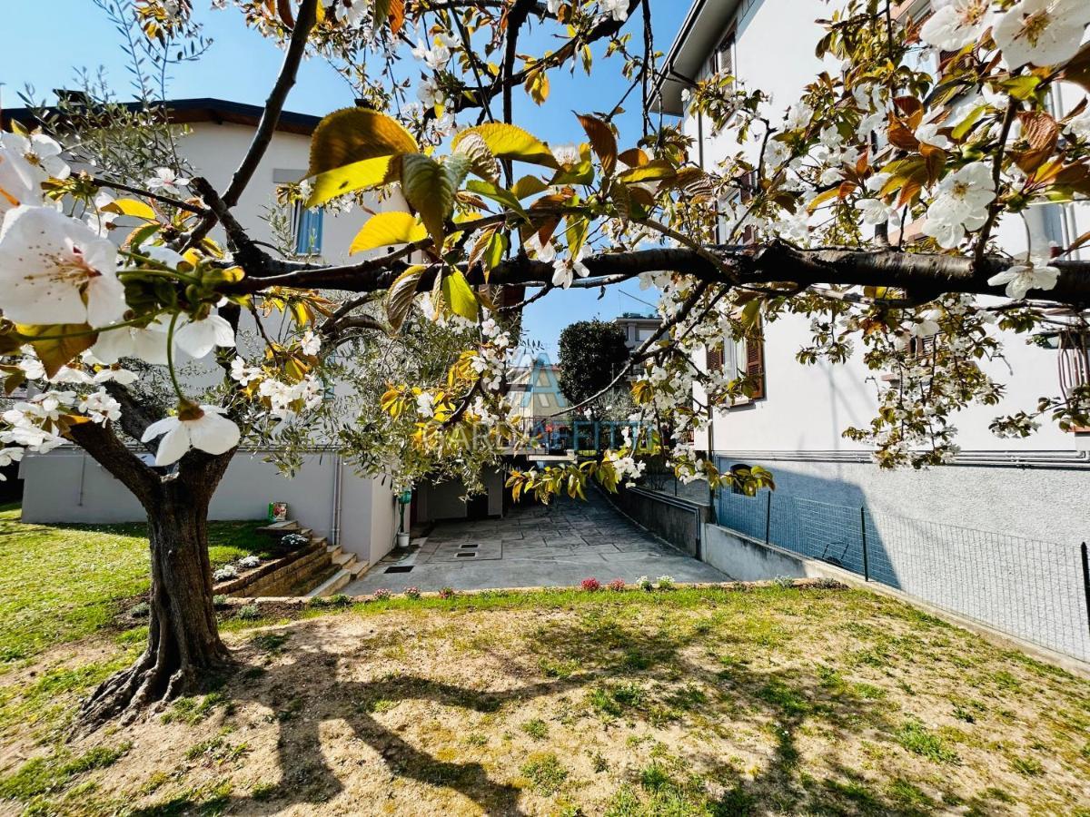 Ares - Vicino Al Di Garda E Stazione Treno Apartment